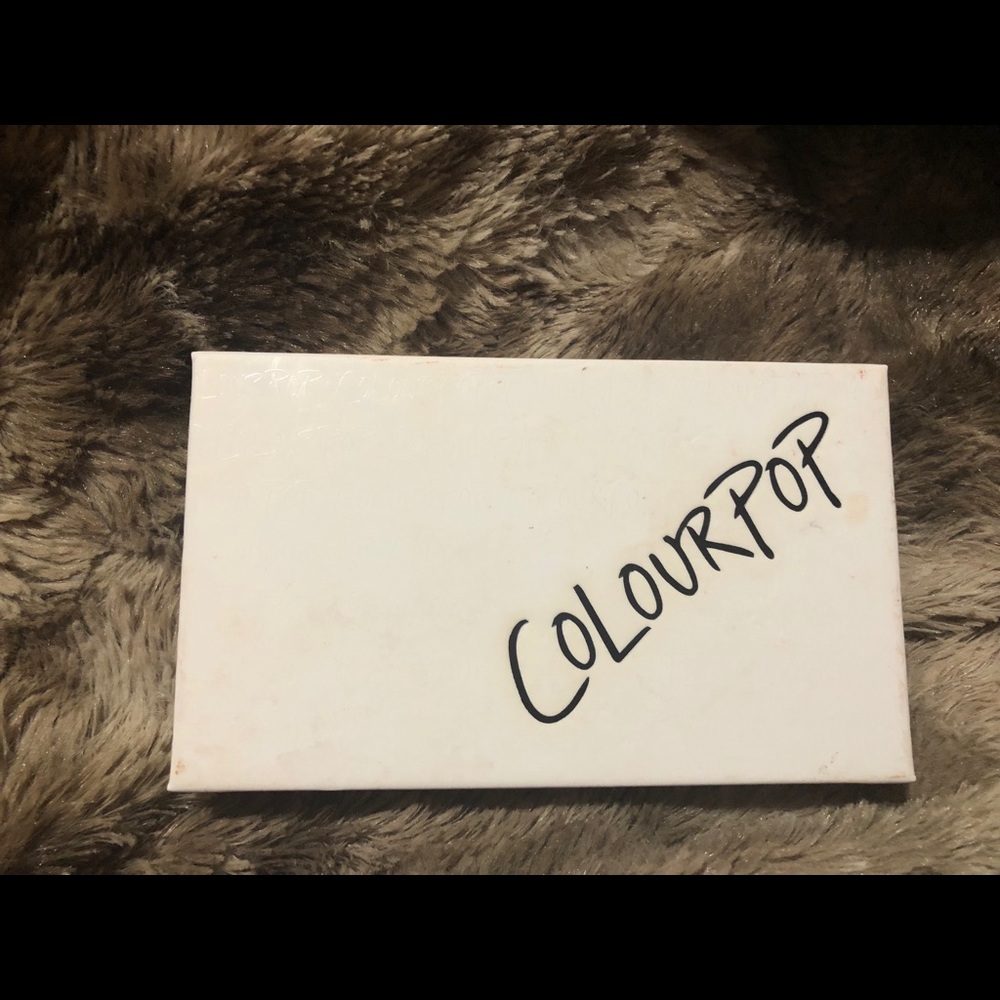Colourpop blush and Cheek Palette